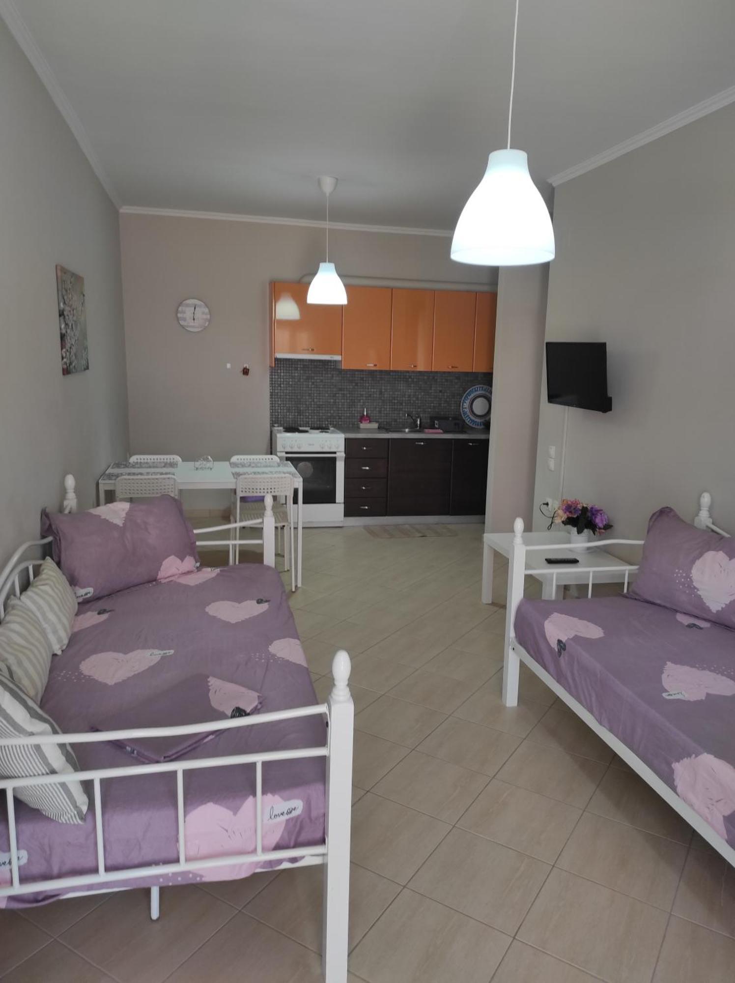 Moiras * Lefkada City